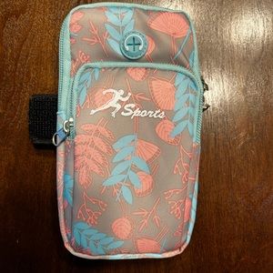 Running Armband for Phone/Keys